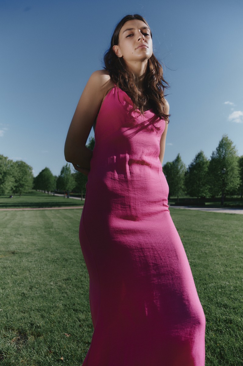 Dress with ties on the back pink